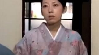 倉木さゆり四十路和服