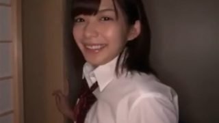 麻里梨夏女子校生