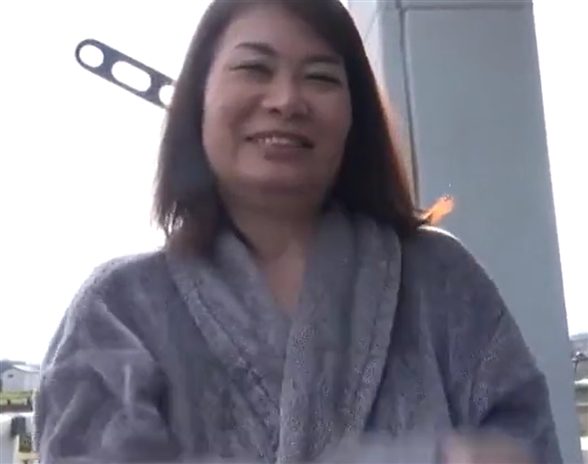 及川さつきAVデビュー