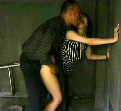 秋の夜長の禁親相姦姉と義弟野外セックス