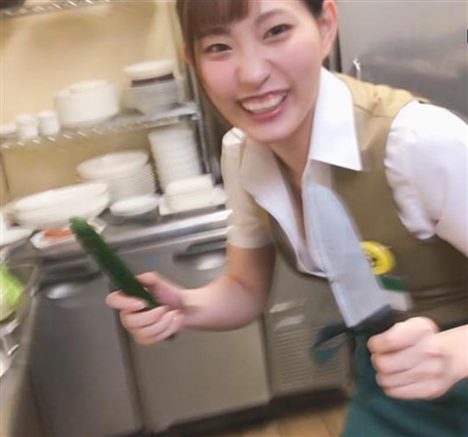 憑依バカッターファミレス店員美谷朱里