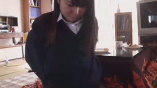 毎朝登校前に父親を制服姿でフェラ抜きする厨房娘　禁断ホームビデオ第2弾