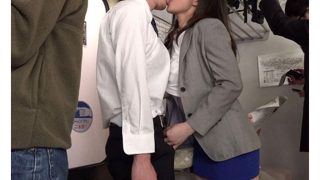 【あゆみ莉花】電車の中で逆痴漢してきたドスケベお姉さんは新任の担任女教師だった！電車内でフェラ抜き口内射精しちゃう♡