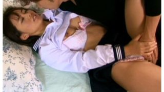 【歩原ひかる】清純そうに見えて先生、同級生、絵画教室の講師と関係を結んでいる女子校生は清楚系ビッチ♡