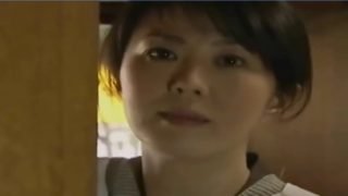 【ヘンリー塚本】下宿屋未亡人の飢えた性！家賃は要らないからとマラを要求する四十路熟女の未亡人♡